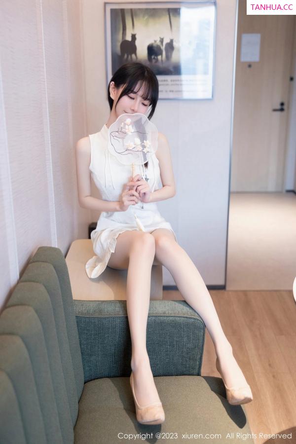   [XiuRen]高清写真图 2023.05.26 No.6813 幼幼 旗袍美腿第8张图片